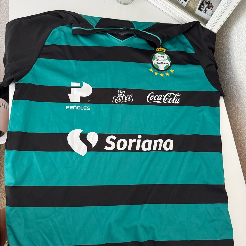Santos Laguna Soccer Jersey size M